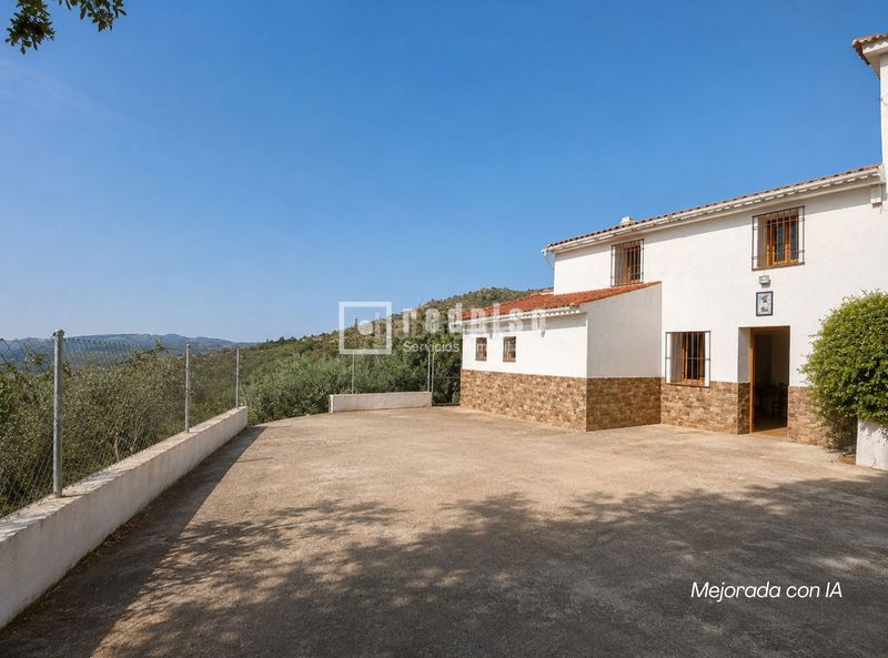 Foto 181ec936-7d39-4199-a163-eadb8b87d488. Casa amb calefacció a Colmenar