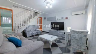 Casa  Del doctor carrion pérez. Casa en esquina totalmente reformada de 4 dormitorios con patio