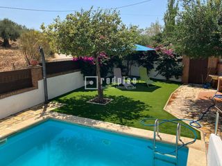Chalet  Diseminados. Vivienda de 248 m con piscina, terrazas, licencia turística y ga
