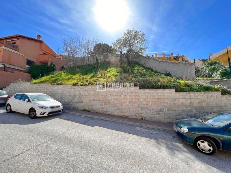 Foto ad2127db-1a10-46e3-a0b9-49c47e2cd77d. Terreny residencial a Cortijo Bazán - Los Casinis - Los Cipreses Málaga