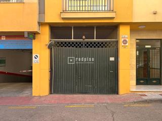 Aparcament cotxe  Juan breva. Garaje disponible en el corazón de los viveros  calle juan breva