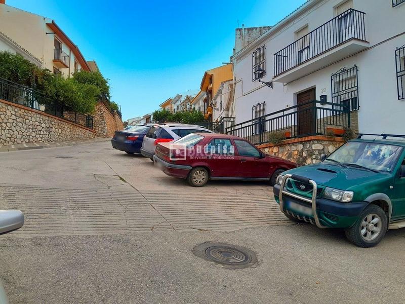 Foto f5bc8e5c-1c94-496c-b9d0-9af6e8ef8c79. Terreno residencial solar urbano , málaga ideal para construir tu hogar soñado a solo 40 minutos de la capital en Riogordo