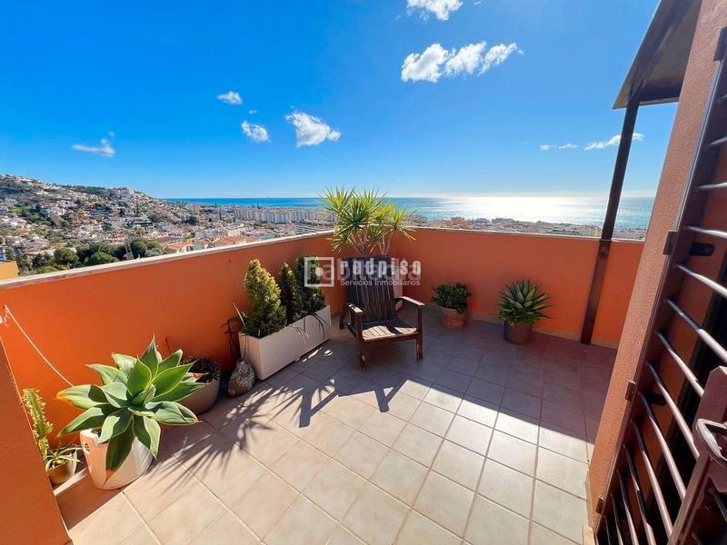 Foto 5485ed8f-8f9b-4d39-9dc6-8ca3e654b17f. Penthouse with parking pool in Cotomar Rincón de la Victoria