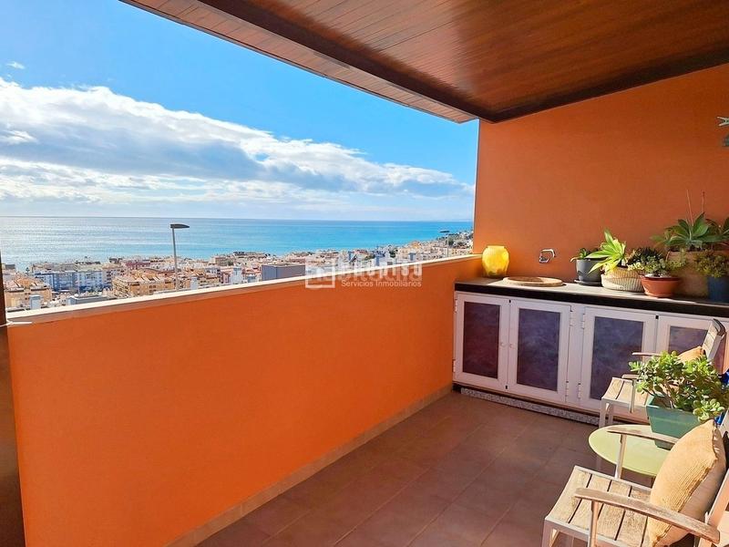Foto fb044356-d911-4429-ad65-f753d2545735. Penthouse with parking pool in Cotomar Rincón de la Victoria