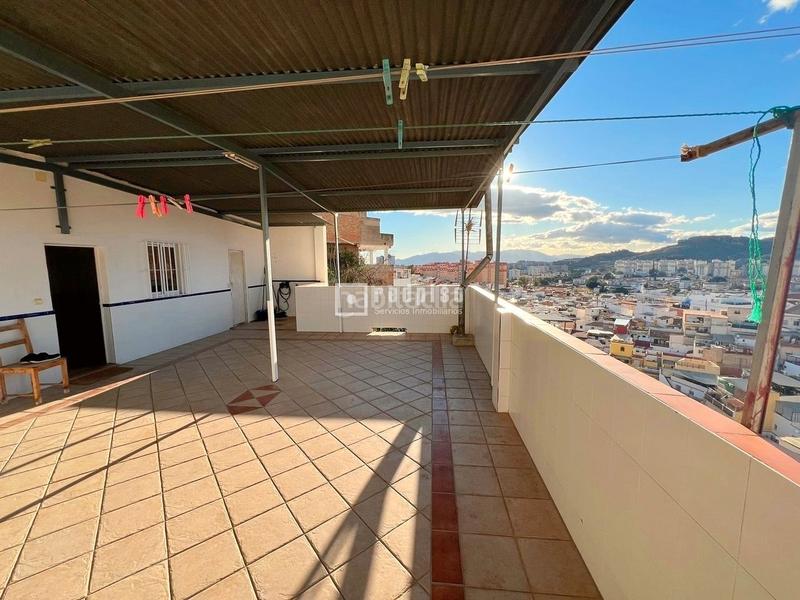 Foto db89daec-95fe-4f9c-91c9-2a8af9a889f9. House in Mangas Verdes - Las Flores - Parque del Sur Málaga