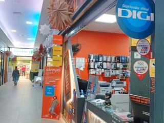 Lloguer Local Comercial  Eros. Oportunidad unica  traspaso de tienda de telefonía y accesorios