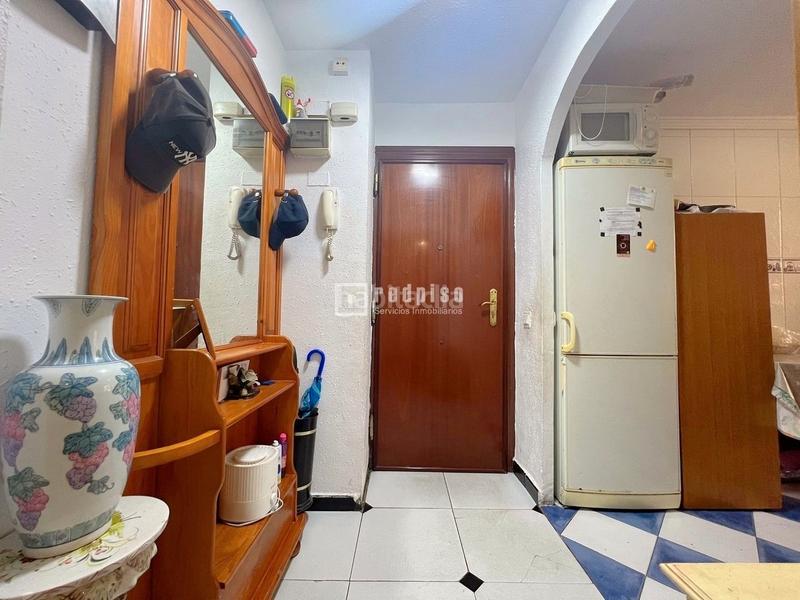 Foto 25954d45-52a9-4a85-89d0-e8385757f100. Piso espacioso piso de 3 dormitorios a la venta perfecta oportunidad para inversores actualmente alquilado con contrato de 510 mensu en Málaga