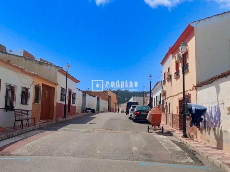 Foto edb93ca9-78d3-4333-a324-1c492faa6095. Maison dans Humilladero