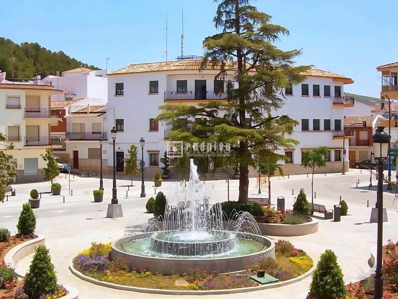 Foto 6802e00e-94fe-4c93-b5ff-63940dbd6521. Haus mit parking in Villanueva del Trabuco