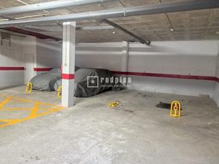 Aparcament cotxe a Nueva Torrequebrada. Gran oportunidad venta 4 plaza de garaje en benalmádena se vende