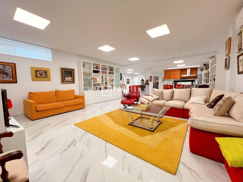 Foto 7f310e45-f7b5-4cf3-93dc-41febe9a6881. Chalet con riscaldamento parcheggio piscina in Cerrado de Calderón - Hacienda Paredes Málaga