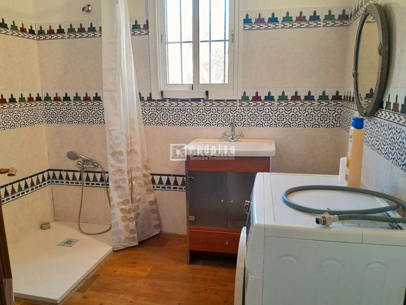 Foto 1782fb8e-1634-42a9-b7ff-944f0ee6a57d. Alquiler casa alquiler casa rústica de 1 dormitorio con terraza y barbacoa en zona lagar del quemado, en Casabermeja