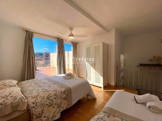 Casa a Barrio de Ciudad Jardín. Oportunidad de inversión  5 apartamentos con entrada independien