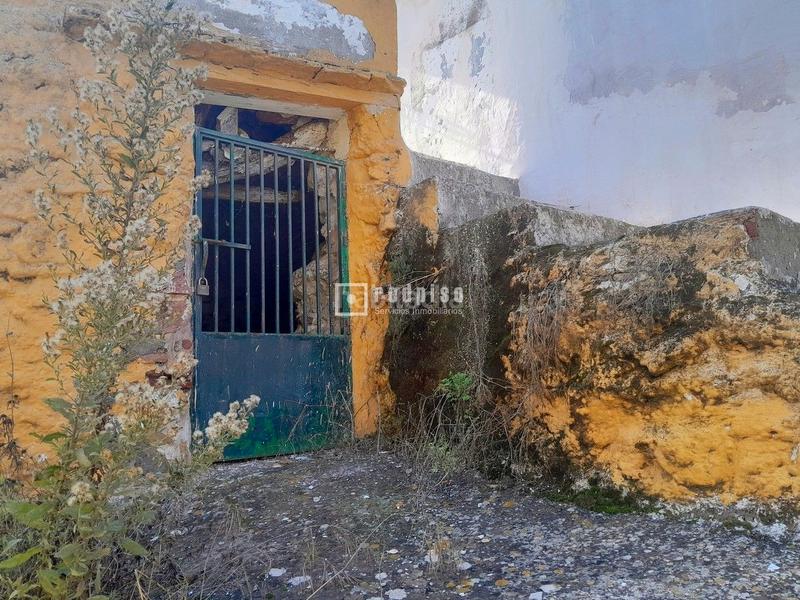 Foto 360e3cdd-17ee-4865-aa85-e272481fe29e. Maison avec parking dans Casabermeja