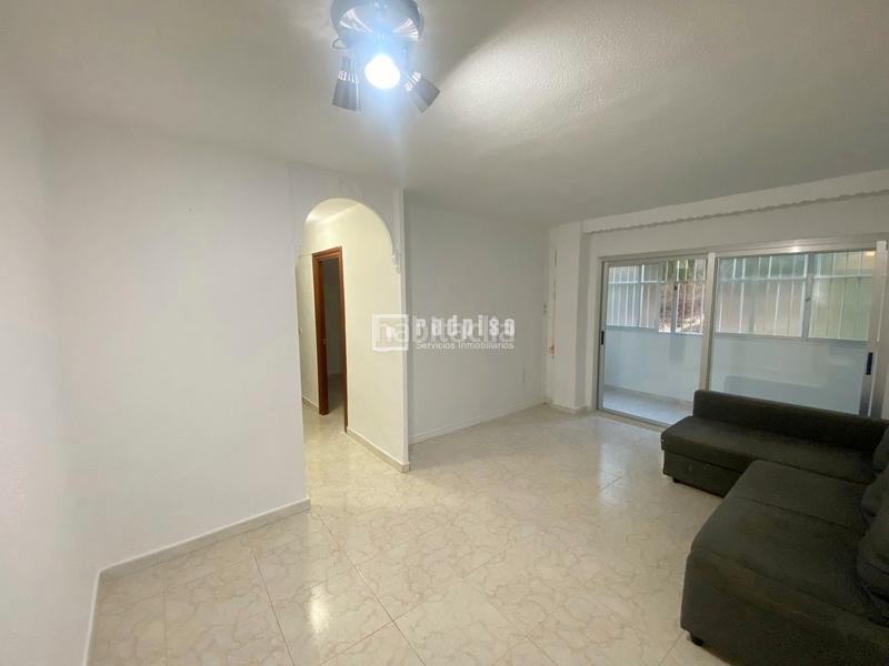 Foto 1489d511-8f7a-4bd2-952b-2477d3e13565. Affitto appartamento in Barrio de Ciudad Jardín Málaga