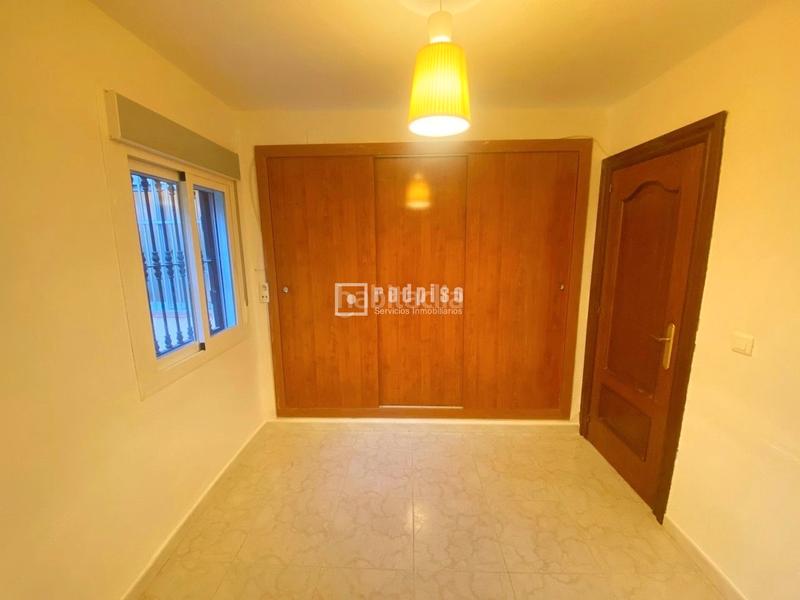 Foto 3e0e9d12-d6d7-49be-a589-f82bf2c1dad2. Affitto appartamento in Barrio de Ciudad Jardín Málaga