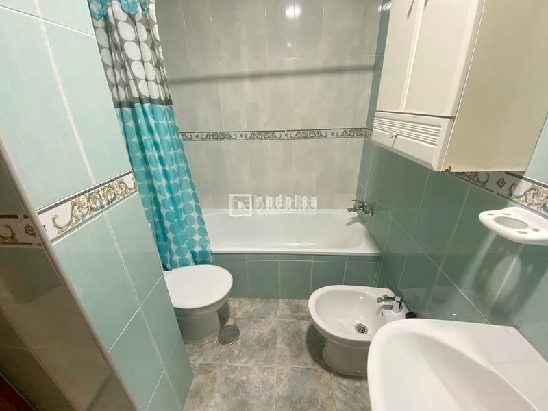 Foto 6ca19d68-a736-46f1-b25f-eb1017ca2d9a. Affitto appartamento in Barrio de Ciudad Jardín Málaga