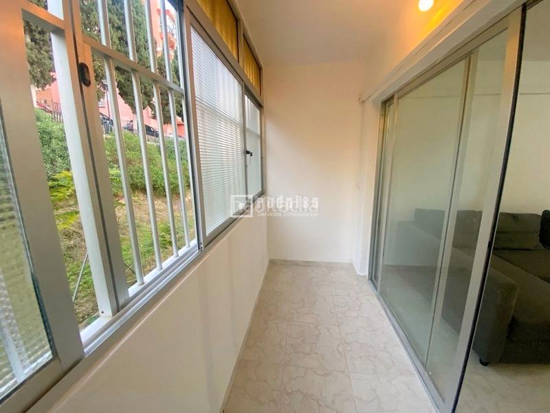 Foto a2c2b6c9-3ec8-4b57-bf25-279b26252e8e. Affitto appartamento in Barrio de Ciudad Jardín Málaga