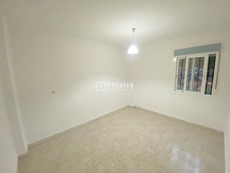 Foto ab86500d-71e7-49e3-a328-2b7e046edced. Affitto appartamento in Barrio de Ciudad Jardín Málaga