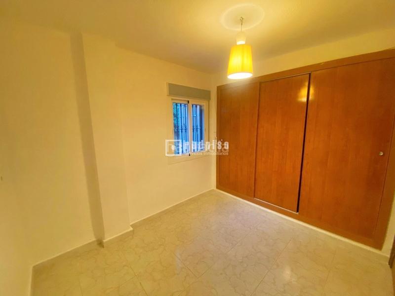 Foto ae41abca-d34c-4101-b122-21ebdf9244e8. Affitto appartamento in Barrio de Ciudad Jardín Málaga