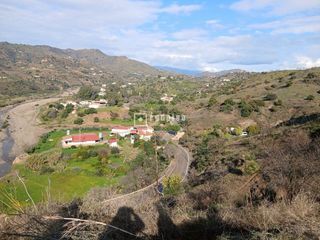 Terreny residencial  Campanillas los núñez. Solar rústico de 11.300 m con agua, luz y excelente acceso entre