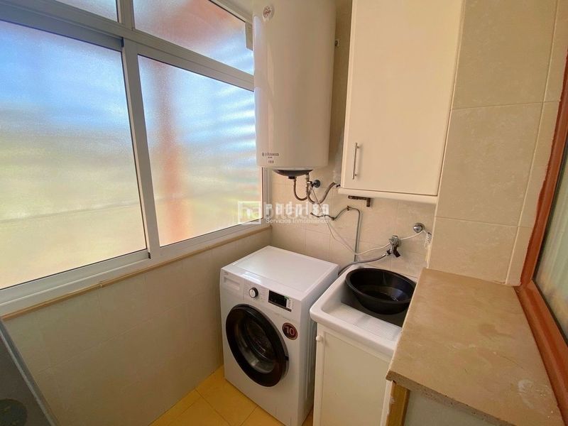 Foto eda5a61d-ba51-4d5b-99a3-4ed0b807bfae. Rent flat with heating pool in alegría de la huerta- jardín de Málaga Málaga