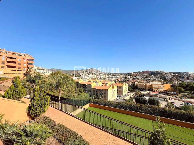 Foto 8fa123b5-9337-45eb-a170-ead5f9408729. Pis amb calefacció aparcament piscina a Cotomar Rincón de la Victoria