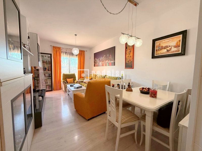 Foto ccc392e4-de9e-4bd7-9572-3b3f98e7701d. Pis amb calefacció aparcament piscina a Cotomar Rincón de la Victoria