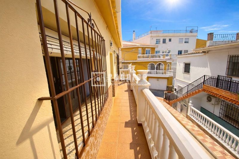 Foto 4bd8f484-9302-481e-b175-817f36015495. Casa amb calefacció aparcament a Mangas Verdes - Las Flores - Parque del Sur Málaga