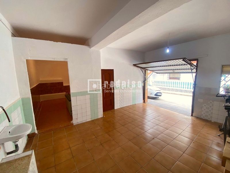 Foto 99913c76-8f4f-4392-b819-253221abe908. Casa amb calefacció aparcament a Mangas Verdes - Las Flores - Parque del Sur Málaga