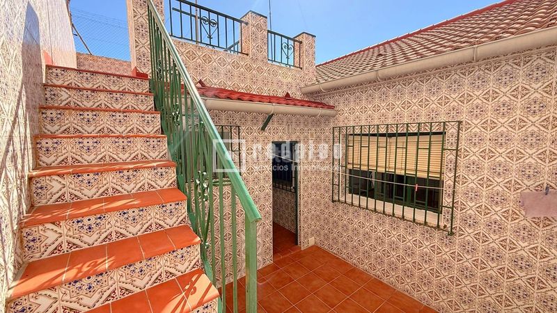Foto 9ae80694-cd69-4443-a7ef-98041b186ffa. Casa amb calefacció aparcament a Mangas Verdes - Las Flores - Parque del Sur Málaga