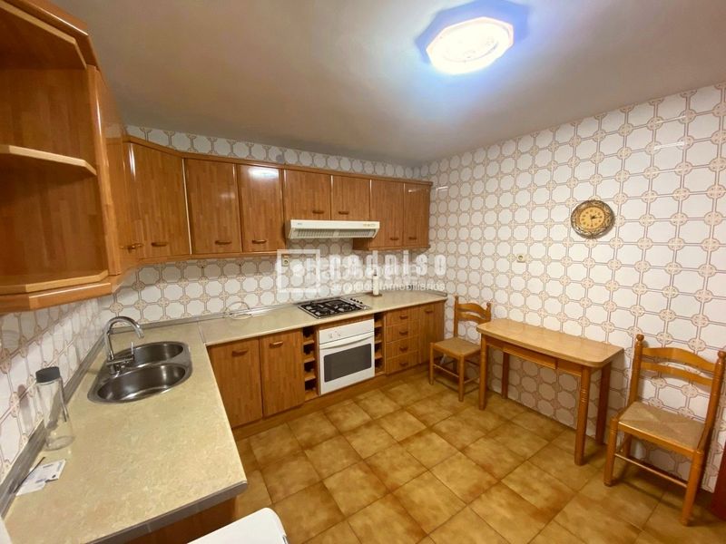 Foto d0feb476-4ddb-4fca-b920-82cdf97933dd. Casa amb calefacció aparcament a Mangas Verdes - Las Flores - Parque del Sur Málaga