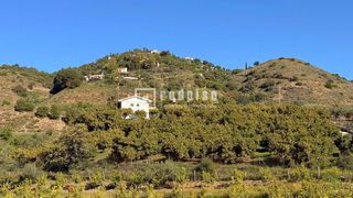 Haus  Diseminados. Finca ecológica de 10 hectáreas con chalet, naves, abundante agu