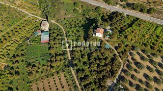 Casa  Diseminados. Finca ecológica de 10 hectáreas con chalet, naves, abundante agu