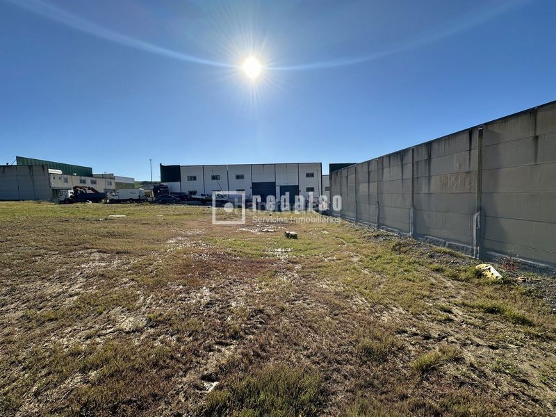 Foto 608ff57e-6067-45af-ad35-963706603e7f. Terreny residencial a Colmenar