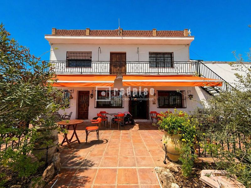 Foto a73277bd-5bc7-489e-a482-93566ae30343. Local comercial a Coín