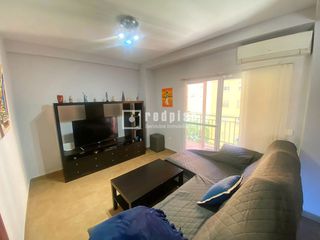 Pis  Cibeles. Piso de 3 dormitorios con terraza y orientación sur en parque de