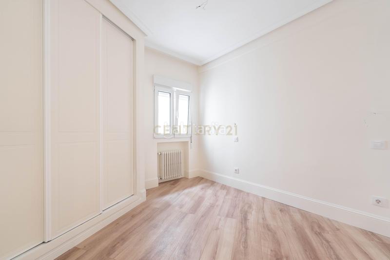 Foto 58e876e3-bb6a-4b7e-a3c2-449438ebcad8. Piccolo appartamento in calle de francisco silvela in Madrid