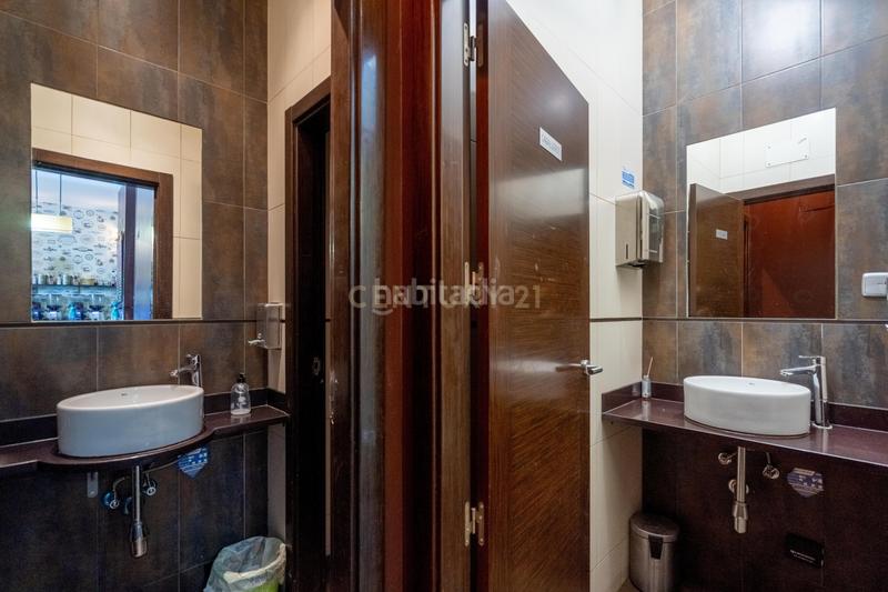 Foto 177f6fa0-9eed-4074-8360-cea17196c731. Local comercial a fuente cisneros 62 a Parque Oeste-Fuente Cisneros Alcorcón