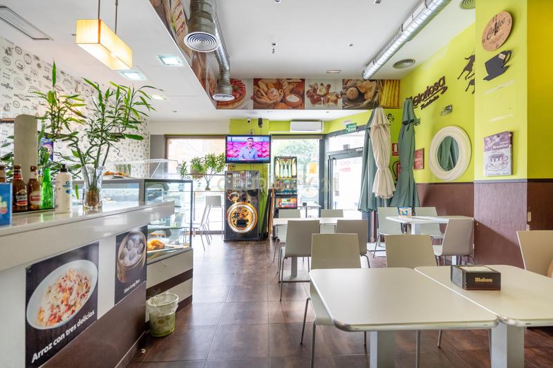 Foto 5f3bde1a-135d-4649-8f62-48783001b558. Local comercial a fuente cisneros 62 a Parque Oeste-Fuente Cisneros Alcorcón