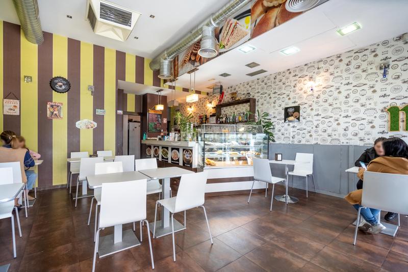 Foto 85444049-8d3f-4d42-960d-c01c918b2391. Local comercial a fuente cisneros 62 a Parque Oeste-Fuente Cisneros Alcorcón