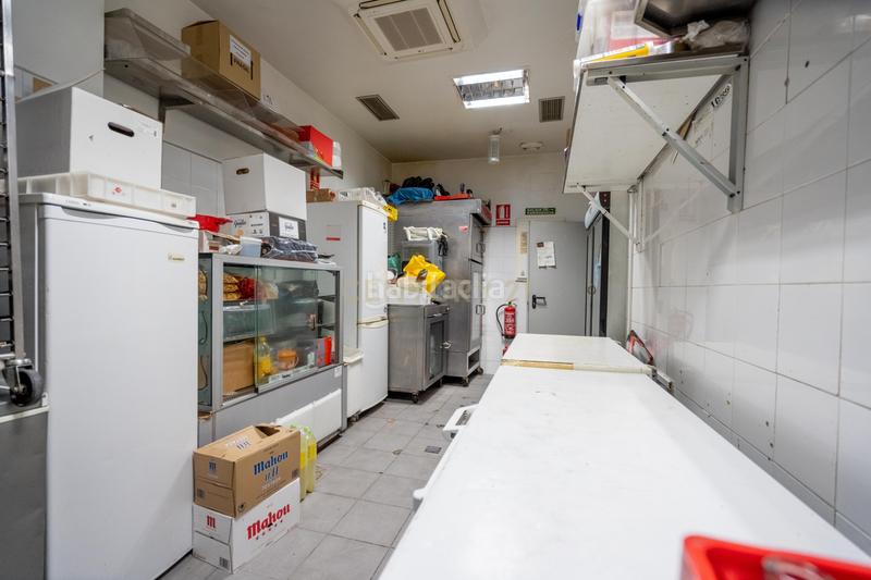 Foto d84004c1-62f2-43d2-ac6a-443ffd676cf9. Local comercial a fuente cisneros 62 a Parque Oeste-Fuente Cisneros Alcorcón