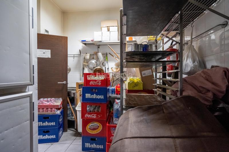 Foto e3edc32a-da30-42ce-8a32-cb14bd6bd975. Local comercial a fuente cisneros 62 a Parque Oeste-Fuente Cisneros Alcorcón