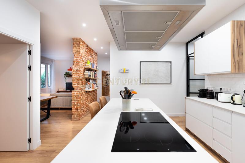 Foto 0c8cf2d6-d3d7-4aa2-be20-100b9eafb5f4. Pis a calle de lope de rueda a Ibiza Madrid