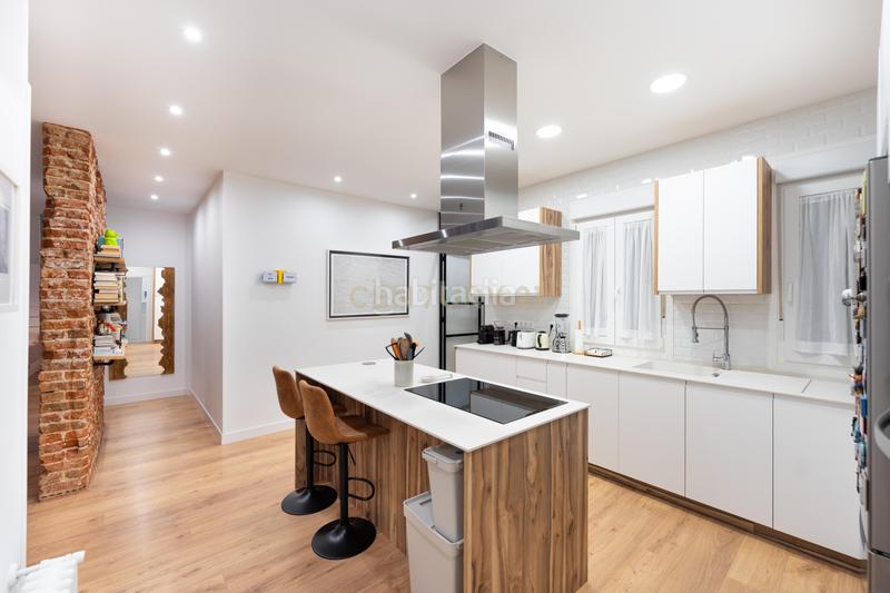 Foto 73097d45-8084-4d1a-bad6-bb96982940dd. Pis a calle de lope de rueda a Ibiza Madrid