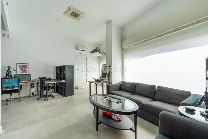 Foto 045bf28a-b805-476e-8d0f-0777a5672a95. Locale commerciale in vereda del carmen 21 in Ventas Madrid