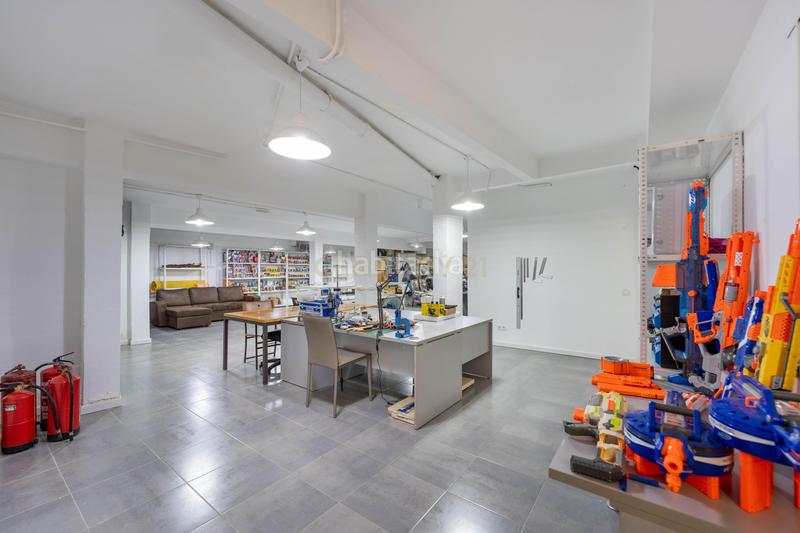 Foto 0c58fa94-0661-4230-a755-52648b5542f8. Locale commerciale in vereda del carmen 21 in Ventas Madrid