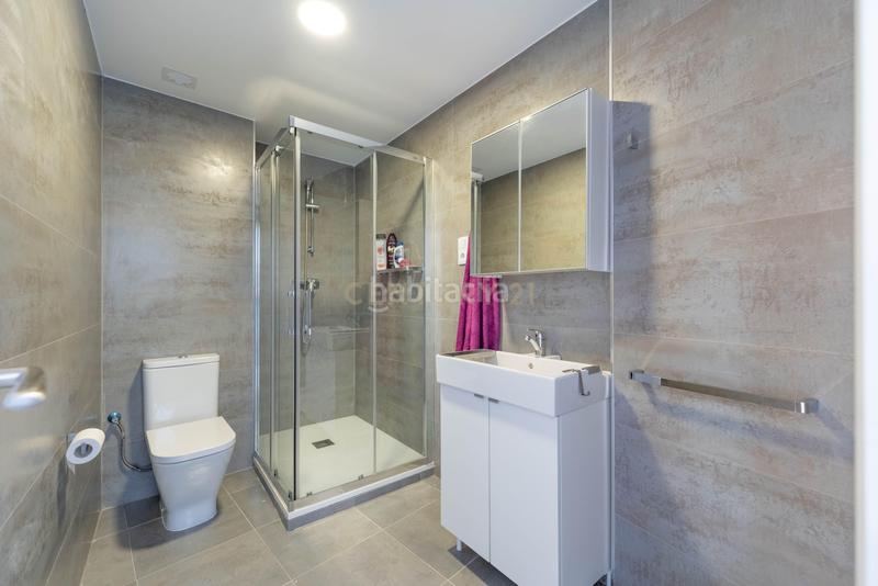 Foto 1627ec17-6b7a-4eb0-9e3a-af571b8bb23e. Locale commerciale in vereda del carmen 21 in Ventas Madrid