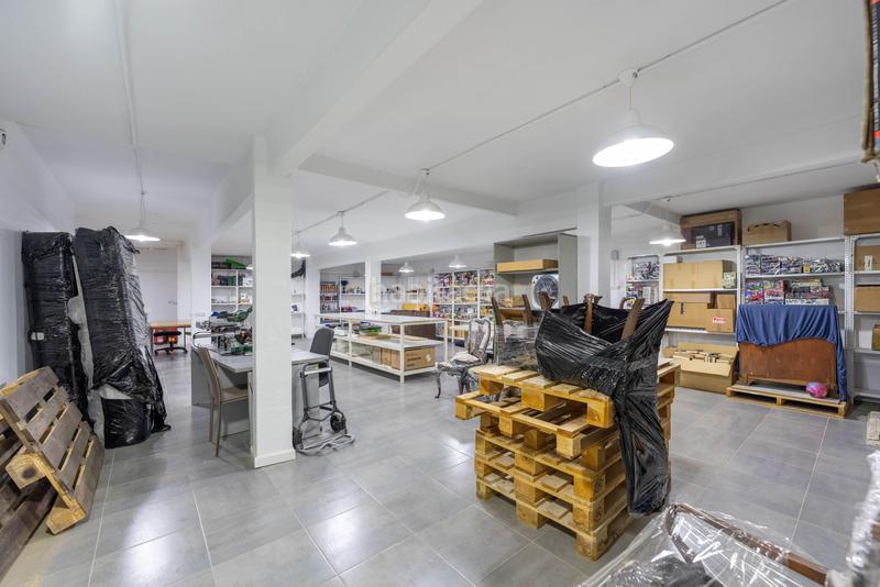 Foto 19c93cd5-8edf-4c6b-b09e-59aced8dc76c. Locale commerciale in vereda del carmen 21 in Ventas Madrid