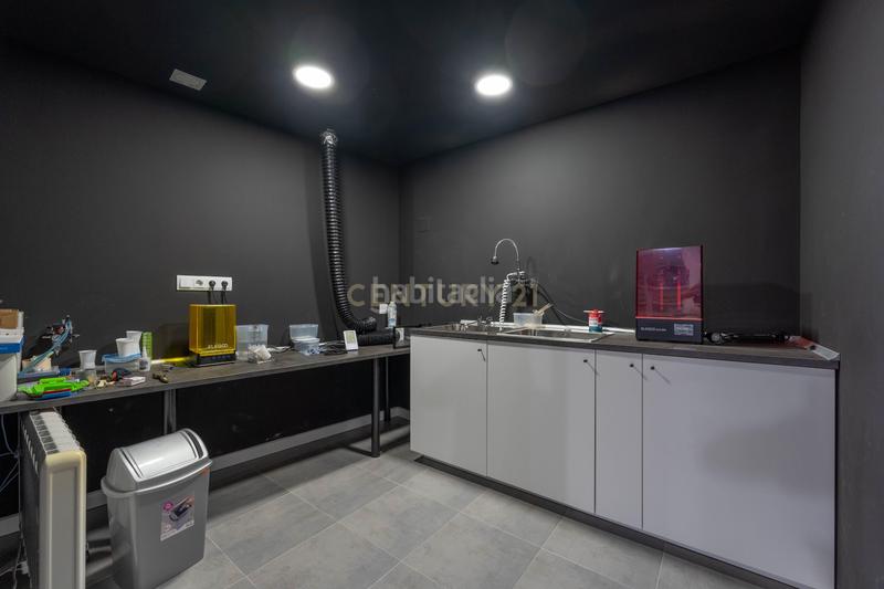 Foto 28f1b5e9-564b-4685-a489-1e27e7d7afa6. Locale commerciale in vereda del carmen 21 in Ventas Madrid